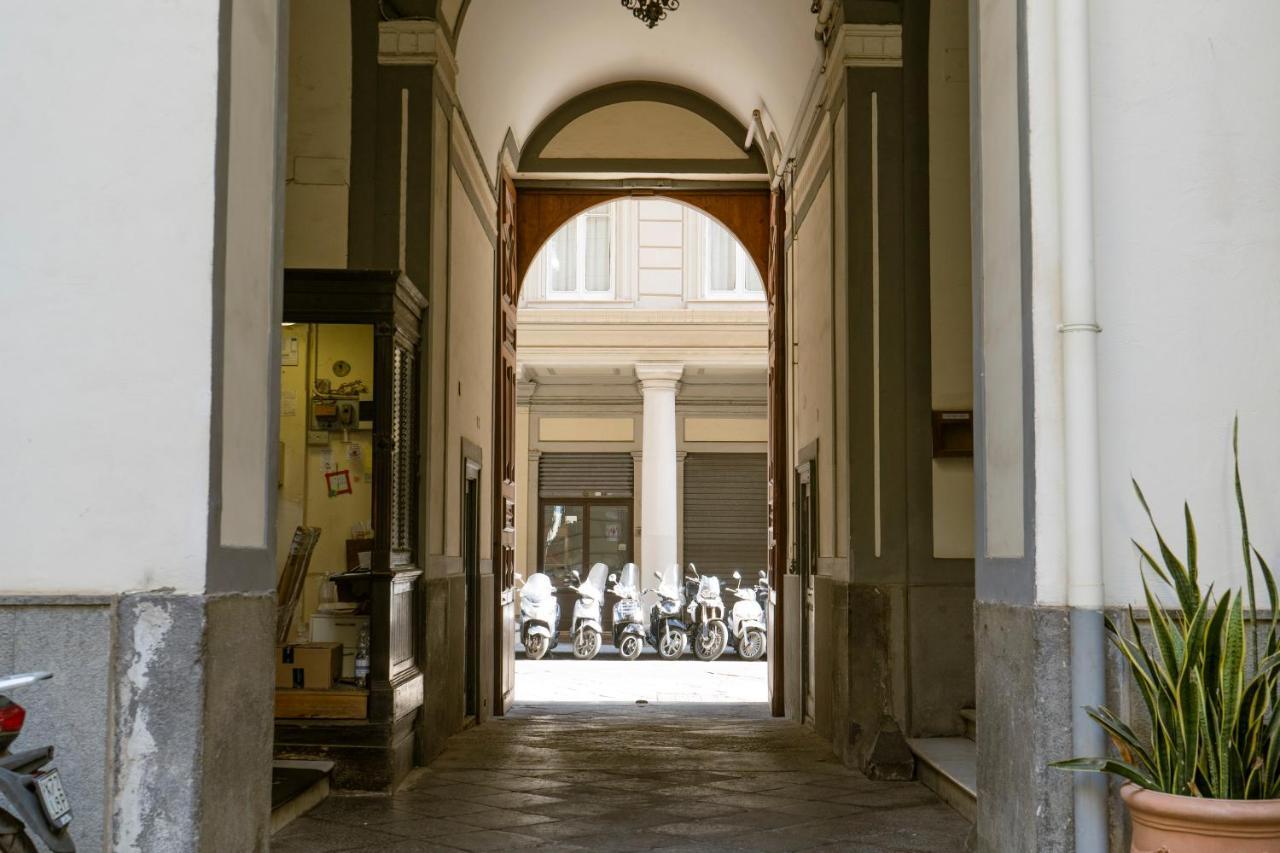 Chiatamone Relais Daire Napoli Dış mekan fotoğraf
